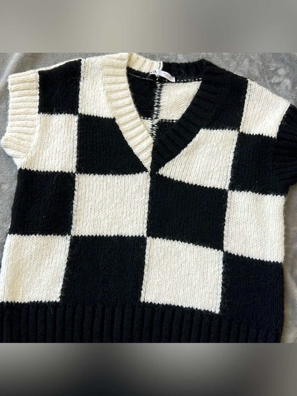 Zara Checkered Sweater Vest